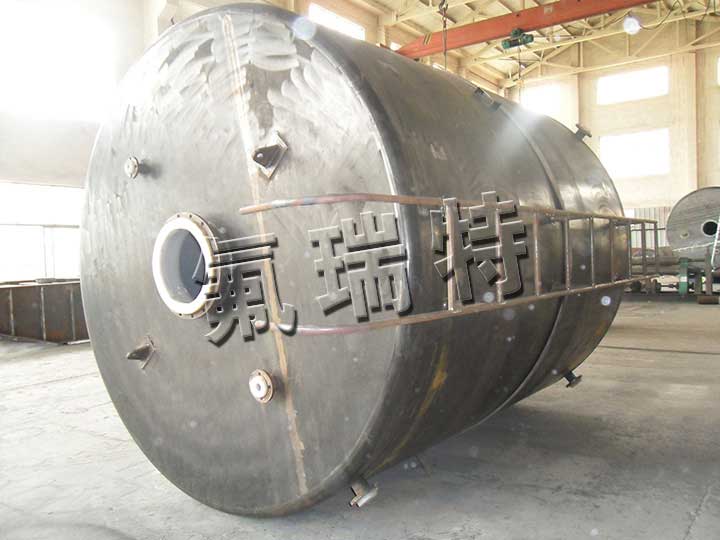 鋼襯塑儲(chǔ)罐、反應(yīng)釜